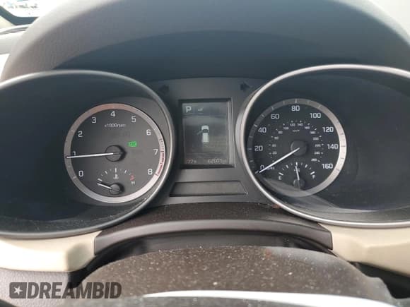 ✅ 2017 Hyundai Santa Fe 2.4L • VIN: 5NMZUDLB6HH026047 • Лот: 70003664. Опубликован ранее на Copart с пробегом 62 001 миль. Бесплатный доступ к архиву аукционных продаж из США и подробный отчёт об истории автомобиля на DreamBid. Изображение 9.