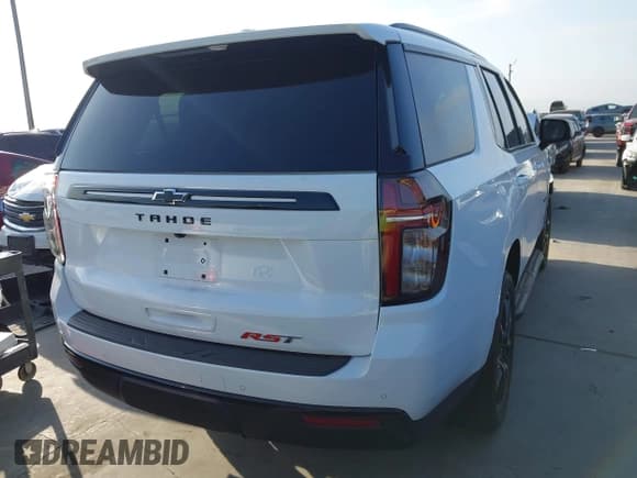 ✅ 2024 Chevrolet Tahoe RST • VIN: 1GNSCRKD3RR340893 • Lot: 42164396. Wystawiony na IAAI z przebiegiem 9 849 mil. Bezpłatny archiwum sprzedaży aukcyjnych z USA i szczegółowy raport historii pojazdu na DreamBid. Zdjęcie 4.