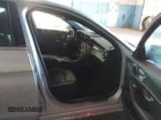 ✅ 2021 Mercedes-Benz C 300 • VIN: W1KWF8EB6MR646927 • Lot: 41645450. Wystawiony na IAAI z przebiegiem 53 464 mil. Bezpłatny archiwum sprzedaży aukcyjnych z USA i szczegółowy raport historii pojazdu na DreamBid. Zdjęcie 5.