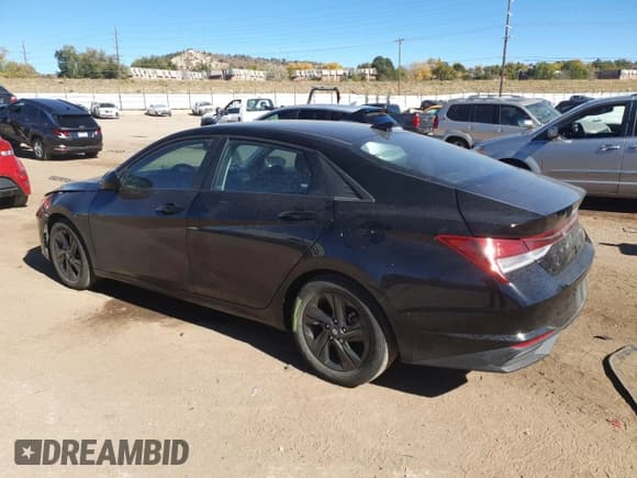 ✅ 2022 Hyundai Elantra SEL • VIN: KMHLM4AG3NU309753 • Lot: 90376965. Listed on Copart with 21,133 mi. Free auction sales archive from the USA and detailed vehicle history report at DreamBid. Image 2.
