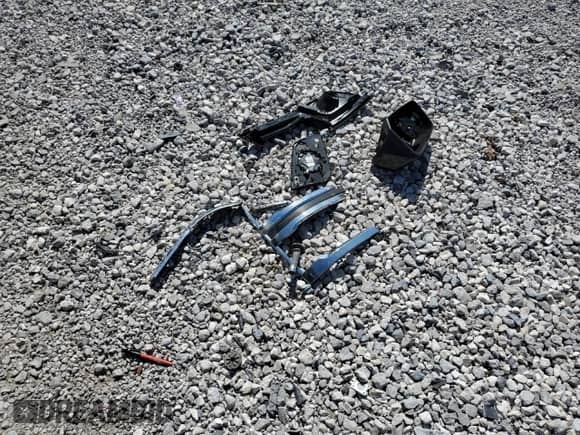 2015 Chevrolet Traverse LT с VIN 1GNKRHKD1FJ209593, выставлен на аукционе Copart как лот 82192355 с пробегом 88 291 миль миль и Списание • Salvage title. История ставок и продаж доступна на DreamBid. Изображение 13.