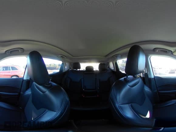 2020 Jeep Compass Latitude с VIN 3C4NJDBB8LT228554, выставлен на аукционе IAAI как лот 43212377 с пробегом 49 032 миль миль и . История ставок и продаж доступна на DreamBid. Изображение 19.