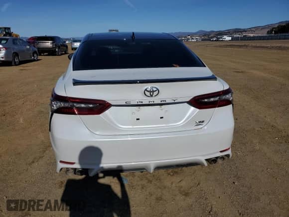 2022 Toyota Camry XSE с VIN 4T1K61BK1NU063664, выставлен на аукционе Copart как лот 81133564 с пробегом 29 360 миль миль и Списание • Salvage title. История ставок и продаж доступна на DreamBid. Изображение 6.