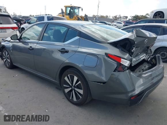 ✅ 2021 Nissan Altima SV • VIN: 1N4BL4DV2MN364089 • Lot: 42257251. Listed on IAAI with 62,923 mi. Free auction sales archive from the USA and detailed vehicle history report at DreamBid. Image 3.