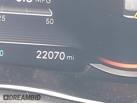 ✅ 2022 Genesis GV70 2.5T • VIN: KMUMADTB4NU059911 • Lot: 42149577. Listed on IAAI with 22,070 mi. Free auction sales archive from the USA and detailed vehicle history report at DreamBid. Image 15.