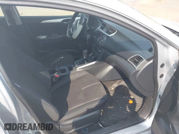 ✅ 2016 Nissan Sentra SR • VIN: 3N1AB7AP7GY250275 • Лот: 42911532. Опубликован ранее на IAAI с пробегом 180 143 миль. Бесплатный доступ к архиву аукционных продаж из США и подробный отчёт об истории автомобиля на DreamBid. Изображение 5.