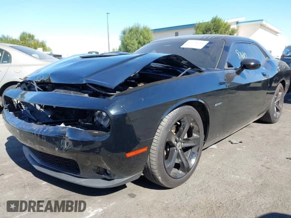 ✅ 2017 Dodge Challenger R/T • VIN: 2C3CDZBTXHH640919 • Лот: 43581610. Опубликован ранее на IAAI с пробегом 87 590 миль. Бесплатный доступ к архиву аукционных продаж из США и подробный отчёт об истории автомобиля на DreamBid. Изображение 2.