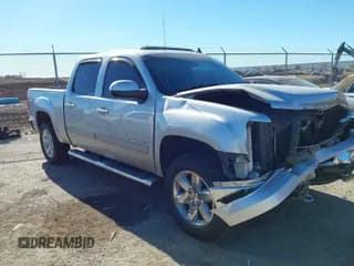 ✅ 2013 GMC Sierra 1500 SLT • VIN: 3GTP2WE78DG323280 • Lot: 41148621. Listed on IAAI with 143,491 mi. Free auction sales archive from the USA and detailed vehicle history report at DreamBid. Image 1.