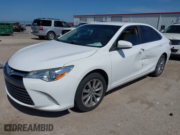 2016 Toyota Camry XLE with VIN 4T1BF1FK1GU245913, listed as a IAAI auction lot 42807024 with 148,877 mi miles and . Bid and sale history available at DreamBid. Image 2.
