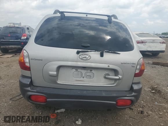 ✅ 2004 Hyundai Santa Fe GLS • VIN: KM8SC13D74U659059 • Lot: 57156945. Listed on Copart with 141,881 mi. Free auction sales archive from the USA and detailed vehicle history report at DreamBid. Image 6.