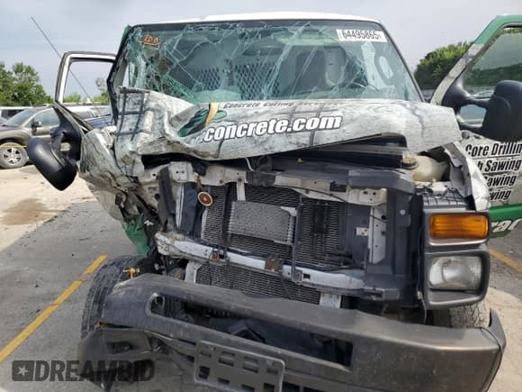 ✅ 2013 Ford Econoline Cargo Commercial • VIN: 1FTNE2EWXDDA48636 • Лот: 64495865. Опубликован ранее на Copart с пробегом Не указан. Бесплатный доступ к архиву аукционных продаж из США и подробный отчёт об истории автомобиля на DreamBid. Изображение 11.