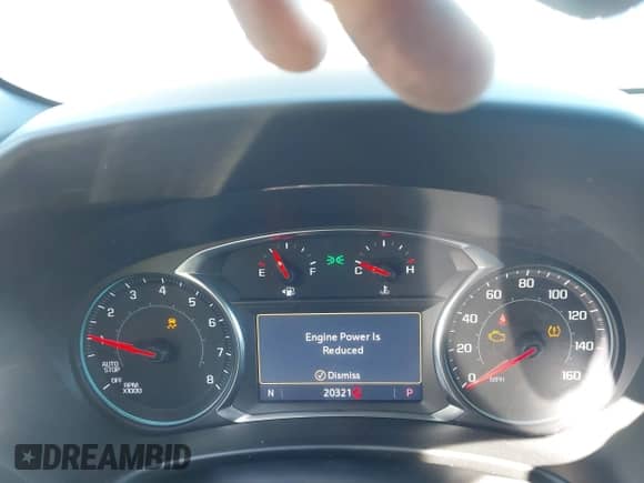 2022 Chevrolet Equinox RS с VIN 2GNAXMEV5N6154043, выставлен на аукционе IAAI как лот 43417483 с пробегом 20 321 миль миль и . История ставок и продаж доступна на DreamBid. Изображение 7.