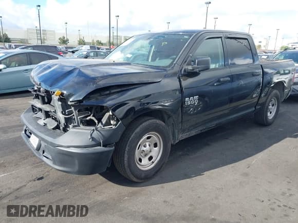 ✅ 2015 Ram 1500 Express • VIN: 1C6RR6KG1FS506029 • Lot: 41878190. Wystawiony na IAAI z przebiegiem 134 295 mil. Bezpłatny archiwum sprzedaży aukcyjnych z USA i szczegółowy raport historii pojazdu na DreamBid. Zdjęcie 18.