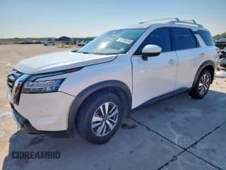 ✅ 2022 Nissan Pathfinder SL • VIN: 5N1DR3CA9NC211552 • Lot: 69768575. Listed on Copart with 45,481 mi. Free auction sales archive from the USA and detailed vehicle history report at DreamBid. Image 1.