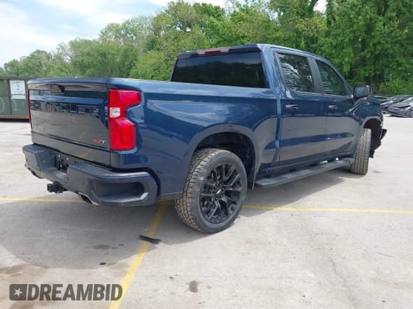 ✅ 2022 Chevrolet Silverado 1500 RST • VIN: 3GCUYEED3NG178118 • Лот: 42201383. Опубликован ранее на IAAI с пробегом 63 065 миль. Бесплатный доступ к архиву аукционных продаж из США и подробный отчёт об истории автомобиля на DreamBid. Изображение 4.