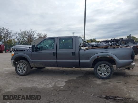 ✅ 2014 Ford F-250 King Ranch • VIN: 1FT7W2B60EEA34072 • Lot: 43450677. Wystawiony na IAAI z przebiegiem Nie podano. Bezpłatny archiwum sprzedaży aukcyjnych z USA i szczegółowy raport historii pojazdu na DreamBid. Zdjęcie 14.