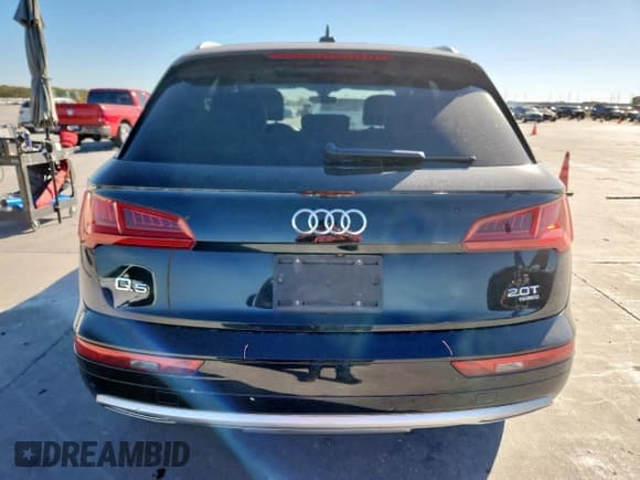 ✅ 2018 Audi Q5 Premium • VIN: WA1ANAFY8J2014169 • Lot: 91771785. Listed on Copart with 78,347 mi. Free auction sales archive from the USA and detailed vehicle history report at DreamBid. Image 6.