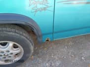 ✅ 1995 Dodge Dakota • VIN: 1B7FL26G9SW943229 • Lot: 43673414. Wystawiony na IAAI z przebiegiem 162 680 mil. Bezpłatny archiwum sprzedaży aukcyjnych z USA i szczegółowy raport historii pojazdu na DreamBid. Zdjęcie 6.