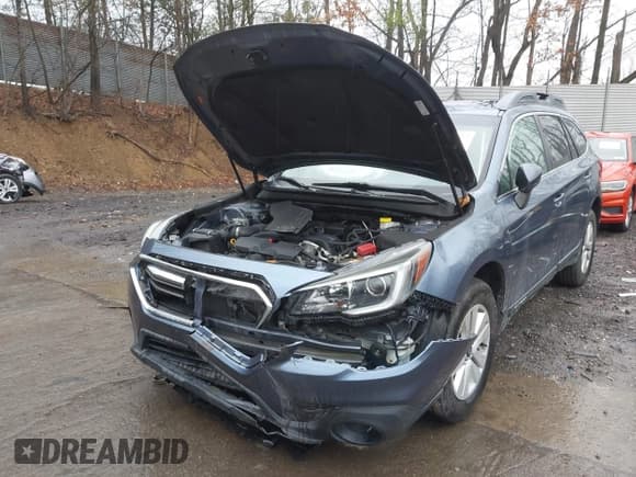 ✅ 2018 Subaru Outback Premium • VIN: 4S4BSACC7J3262835 • Lot: 42004127. Listed on IAAI with 78,423 mi. Free auction sales archive from the USA and detailed vehicle history report at DreamBid. Image 6.