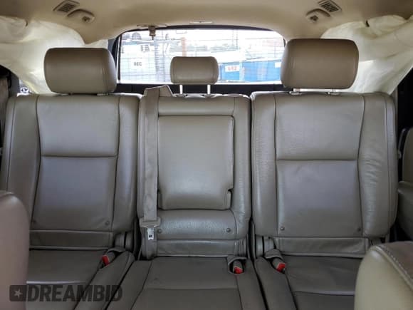 ✅ 2008 Toyota Sequoia Limited • VIN: 5TDBY68A98S005997 • Lot: 84468085. Wystawiony na Copart z przebiegiem Nie podano. Bezpłatny archiwum sprzedaży aukcyjnych z USA i szczegółowy raport historii pojazdu na DreamBid. Zdjęcie 10.