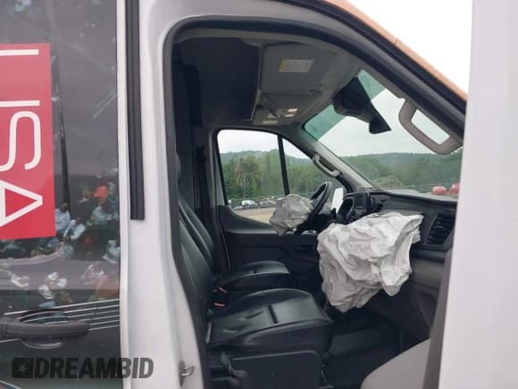 ✅ 2023 Ford Transit Cargo • VIN: 1FTBR1C81PKA29611 • Лот: 42592803. Опубликован ранее на IAAI с пробегом 30 029 миль. Бесплатный доступ к архиву аукционных продаж из США и подробный отчёт об истории автомобиля на DreamBid. Изображение 5.