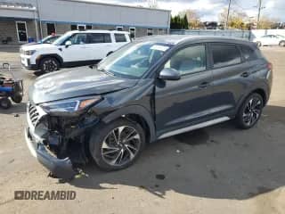 2020 Hyundai Tucson Sport с VIN KM8J3CAL0LU207079, выставлен на аукционе Copart как лот 82693015 с пробегом 51 124 миль миль и Списание • Salvage title. История ставок и продаж доступна на DreamBid. Изображение 1.