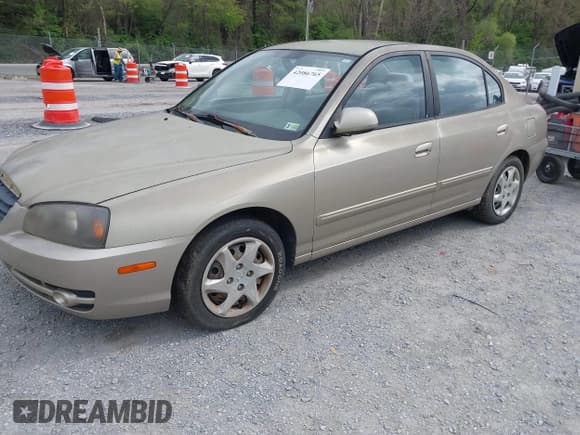 ✅ 2005 Hyundai Elantra GLS • VIN: KMHDN46D55U991423 • Лот: 42086765. Опубликован ранее на IAAI с пробегом 221 975 миль. Бесплатный доступ к архиву аукционных продаж из США и подробный отчёт об истории автомобиля на DreamBid. Изображение 2.