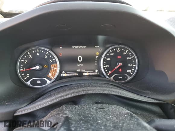 ✅ 2019 Jeep Renegade Trailhawk • VIN: ZACNJBC19KPK71832 • Lot: 81636315. Wystawiony na Copart z przebiegiem 39 815 mil. Bezpłatny archiwum sprzedaży aukcyjnych z USA i szczegółowy raport historii pojazdu na DreamBid. Zdjęcie 9.