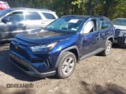 ✅ 2025 Toyota RAV4 XLE • VIN: 2T3P1RFV3SW569796 • Lot: 43458013. Wystawiony na IAAI z przebiegiem 3 127 mil. Bezpłatny archiwum sprzedaży aukcyjnych z USA i szczegółowy raport historii pojazdu na DreamBid. Zdjęcie 18.