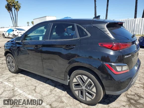 ✅ 2022 Hyundai Kona SEL • VIN: KM8K33AG7NU137039 • Лот: 50542324. Опубликован ранее на Copart с пробегом 15 496 миль. Бесплатный доступ к архиву аукционных продаж из США и подробный отчёт об истории автомобиля на DreamBid. Изображение 2.