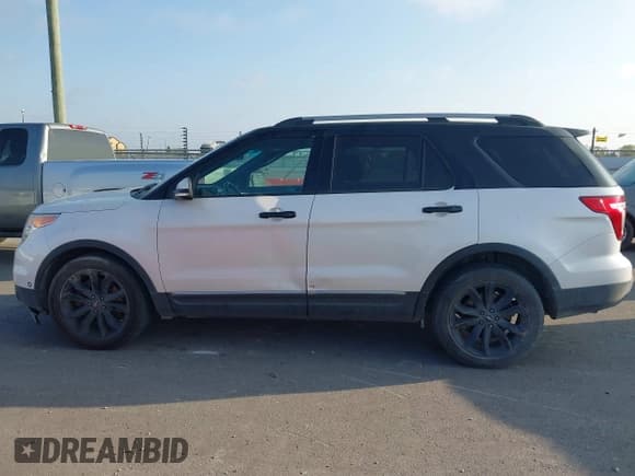 ✅ 2015 Ford Explorer Limited • VIN: 1FM5K7F87FGA86053 • Лот: 43739281. Опубликован ранее на IAAI с пробегом 177 185 миль. Бесплатный доступ к архиву аукционных продаж из США и подробный отчёт об истории автомобиля на DreamBid. Изображение 14.