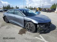 ✅ 2025 Lucid Air Pure • VIN: 50EA1PGA3SA006389 • Lot: 43736215. Wystawiony na Copart z przebiegiem 2 682 mil. Bezpłatny archiwum sprzedaży aukcyjnych z USA i szczegółowy raport historii pojazdu na DreamBid. Zdjęcie 4.