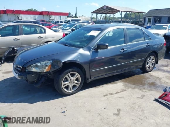 ✅ 2006 Honda Accord EX-L • VIN: 1HGCM56836A172751 • Lot: 43140293. Listed on IAAI with 97,227 mi. Free auction sales archive from the USA and detailed vehicle history report at DreamBid. Image 19.
