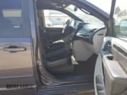 ✅ 2015 Dodge Grand Caravan American Value • VIN: 2C4RDGBG7FR690309 • Lot: 43380327. Wystawiony na IAAI z przebiegiem 139 193 mil. Bezpłatny archiwum sprzedaży aukcyjnych z USA i szczegółowy raport historii pojazdu na DreamBid. Zdjęcie 5.