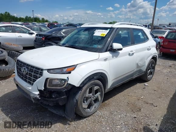 ✅ 2024 Hyundai Venue SEL • VIN: KMHRC8A38RU313756 • Lot: 42221213. Listed on IAAI with 40,905 mi. Free auction sales archive from the USA and detailed vehicle history report at DreamBid. Image 2.