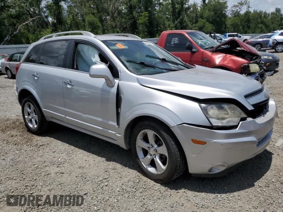 ✅ 2015 Chevrolet Captiva Sport LTZ • VIN: 3GNAL4EKXFS530529 • Lot: 59931475. Wystawiony na Copart z przebiegiem Nie podano. Bezpłatny archiwum sprzedaży aukcyjnych z USA i szczegółowy raport historii pojazdu na DreamBid. Zdjęcie 4.