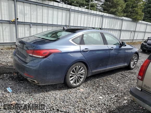 ✅ 2015 Hyundai Genesis 3.8L • VIN: KMHGN4JE4FU019133 • Лот: 51439735. Опубликован ранее на Copart с пробегом 86 136 миль. Бесплатный доступ к архиву аукционных продаж из США и подробный отчёт об истории автомобиля на DreamBid. Изображение 3.