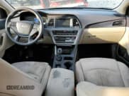 ✅ 2017 Hyundai Sonata Sport • VIN: 5NPE34AF4HH451292 • Лот: 40229593. Опубликован ранее на Copart с пробегом 152 859 миль. Бесплатный доступ к архиву аукционных продаж из США и подробный отчёт об истории автомобиля на DreamBid. Изображение 8.