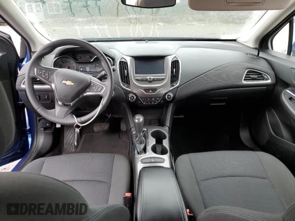 ✅ 2017 Chevrolet Cruze LT • VIN: 3G1BE5SM9HS568364 • Lot: 41152353. Listed on Copart with 66,109 mi. Free auction sales archive from the USA and detailed vehicle history report at DreamBid. Image 8.