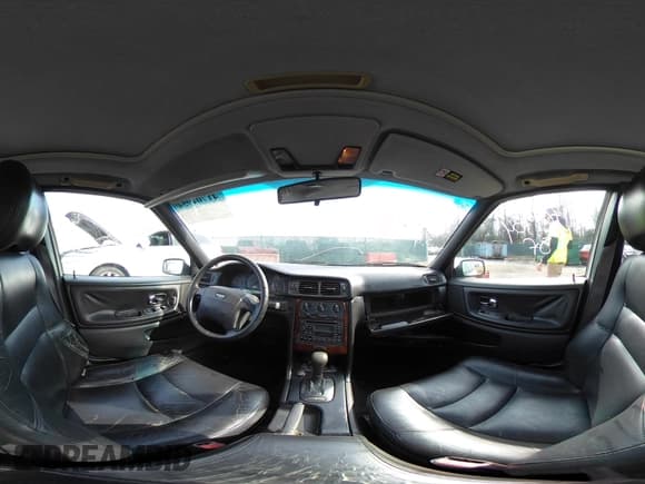 ✅ 1999 Volvo S70 • VIN: YV1LS56D6X2618396 • Lot: 41704954. Listed on IAAI with 161,154 mi. Free auction sales archive from the USA and detailed vehicle history report at DreamBid. Image 18.