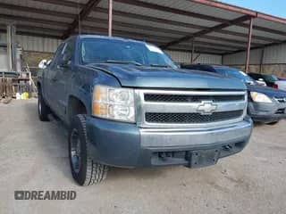 2007 Chevrolet Silverado 1500 1LT with VIN 2GCEC19J571562893, listed as a IAAI auction lot 41420449 with 246,613 mi miles and . Bid and sale history available at DreamBid. Image 1.