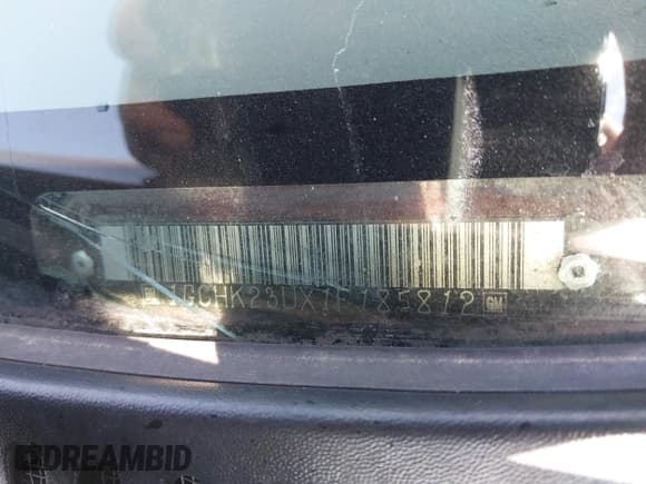 ✅ 2001 Chevrolet Silverado 2500HD LS • VIN: 1GCHK23UX1F185812 • Lot: 41879549. Listed on IAAI with 212,295 mi. Free auction sales archive from the USA and detailed vehicle history report at DreamBid. Image 9.