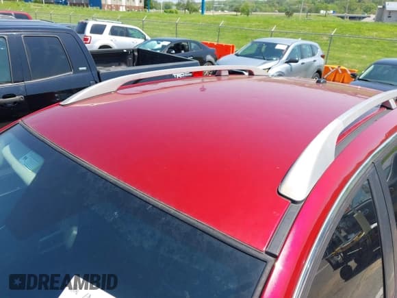 ✅ 2012 Chevrolet Captiva Sport LS • VIN: 3GNAL2EKXCS559593 • Lot: 42142135. Wystawiony na IAAI z przebiegiem 104 717 mil. Bezpłatny archiwum sprzedaży aukcyjnych z USA i szczegółowy raport historii pojazdu na DreamBid. Zdjęcie 6.