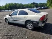 ✅ 2002 Volvo S60 • VIN: YV1RS61R622122221 • Лот: 61581105. Опубликован ранее на Copart с пробегом 169 121 миль. Бесплатный доступ к архиву аукционных продаж из США и подробный отчёт об истории автомобиля на DreamBid. Изображение 2.