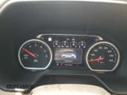 ✅ 2021 Chevrolet Suburban Premier • VIN: 1GNSCFKD7MR197552 • Lot: 62553504. Wystawiony na Copart z przebiegiem 51 613 mil. Bezpłatny archiwum sprzedaży aukcyjnych z USA i szczegółowy raport historii pojazdu na DreamBid. Zdjęcie 9.