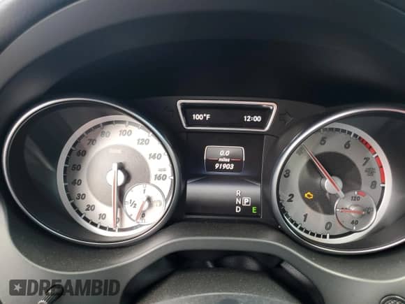 2015 Mercedes-Benz CLA 250 с VIN WDDSJ4EB3FN171849, выставлен на аукционе Copart как лот 71682435 с пробегом 91 903 миль миль и Списание • Salvage title. История ставок и продаж доступна на DreamBid. Изображение 9.