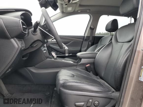 ✅ 2020 Hyundai Santa Fe SEL • VIN: 5NMS33AA5LH200756 • Лот: 82229745. Опубликован ранее на Copart с пробегом Не указан. Бесплатный доступ к архиву аукционных продаж из США и подробный отчёт об истории автомобиля на DreamBid. Изображение 7.