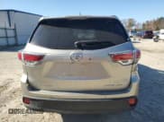✅ 2014 Toyota Highlander Limited • VIN: 5TDDKRFH1ES028844 • Lot: 92511085. Wystawiony na Copart z przebiegiem 64 911 mil. Bezpłatny archiwum sprzedaży aukcyjnych z USA i szczegółowy raport historii pojazdu na DreamBid. Zdjęcie 6.