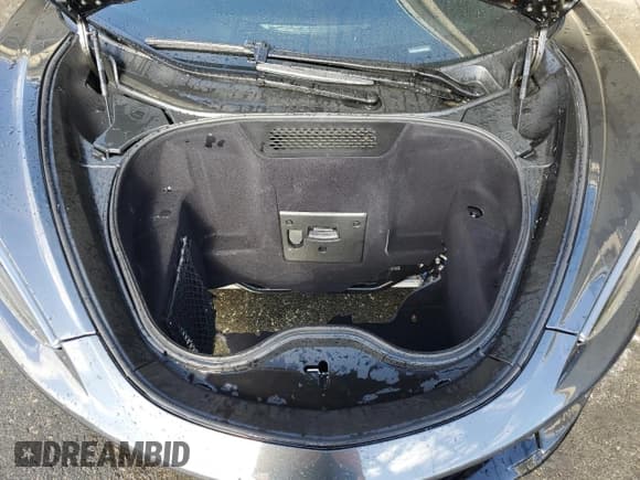 ✅ 2023 McLaren GT • VIN: SBM22GCAXPW002692 • Lot: 41496504. Wystawiony na Copart z przebiegiem Nie podano. Bezpłatny archiwum sprzedaży aukcyjnych z USA i szczegółowy raport historii pojazdu na DreamBid. Zdjęcie 12.