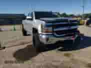 2017 Chevrolet Silverado 1500 LT с VIN 3GCUKREC0HG109911, выставлен на аукционе Copart как лот 69983525 с пробегом 152 813 миль миль и Списание • Salvage title. История ставок и продаж доступна на DreamBid. Изображение 13.